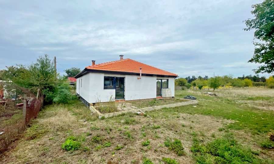 Продава КЪЩА, гр. Балчик, област Добрич, снимка 3 - Къщи - 55363856