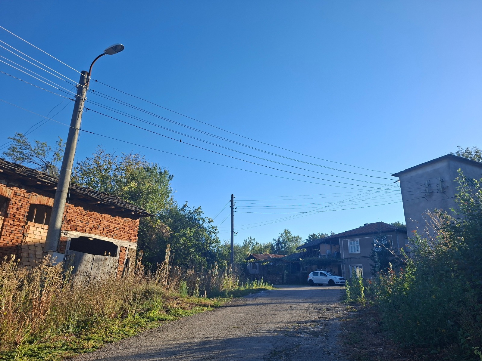 Продава КЪЩА, с. Лешница, област Ловеч, снимка 2 - Къщи - 56154843
