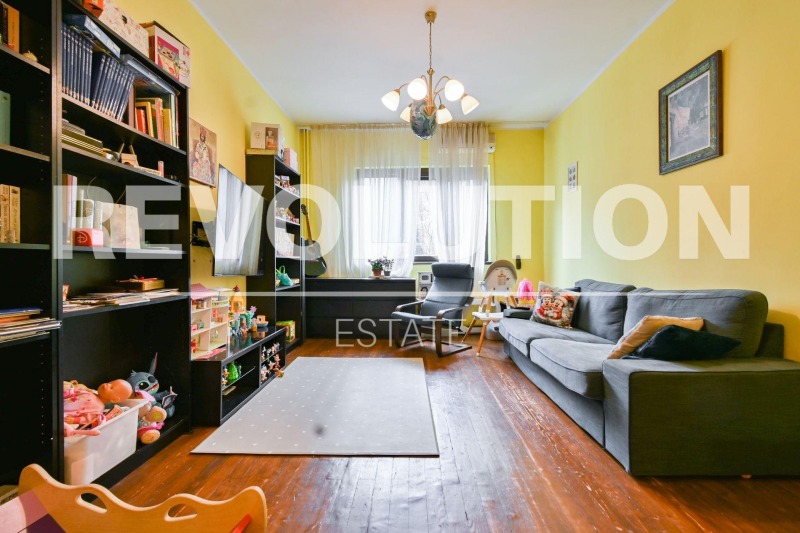 Продава 3-СТАЕН в град София, Оборище - 101 кв.м / 360 000 € » 704 098.80 лв., РЕВОЛЮШЪН ЕСТЕЙТ