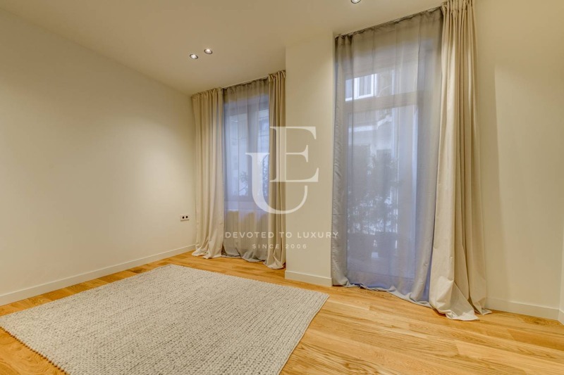 Te koop  2 slaapkamers Sofia , Tsentar , 130 m² | 25903828 - afbeelding [8]