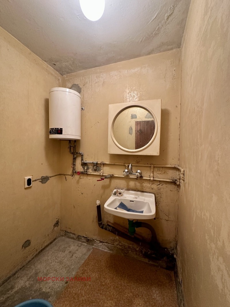 Продава 3-СТАЕН, гр. Бургас, Възраждане, снимка 14 - Апартаменти - 53033603