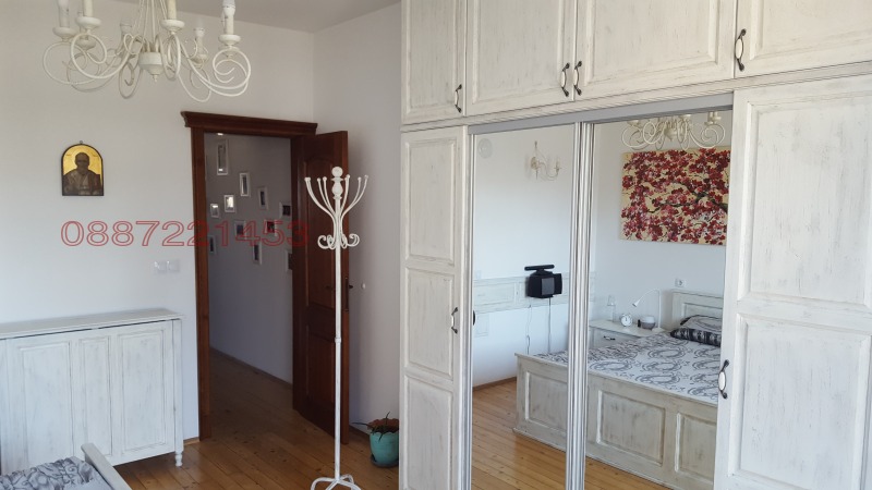 Продава МНОГОСТАЕН, гр. София, Център, снимка 5 - Апартаменти - 52797967