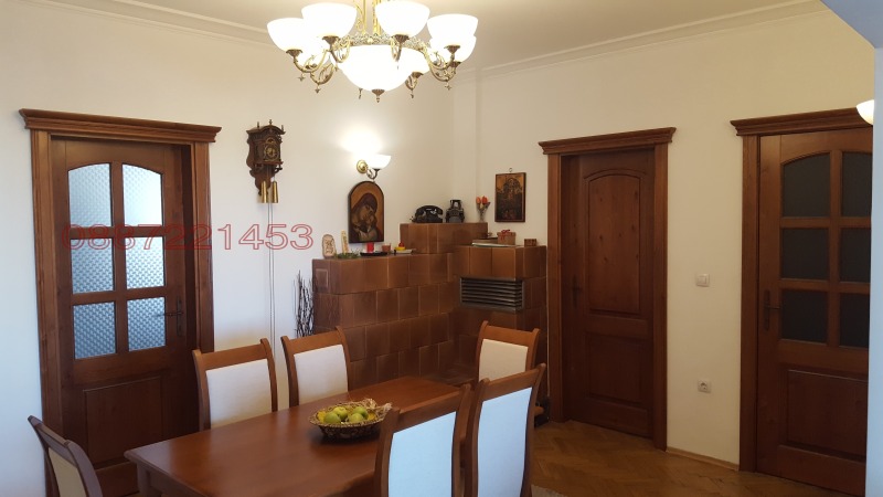 Продава МНОГОСТАЕН, гр. София, Център