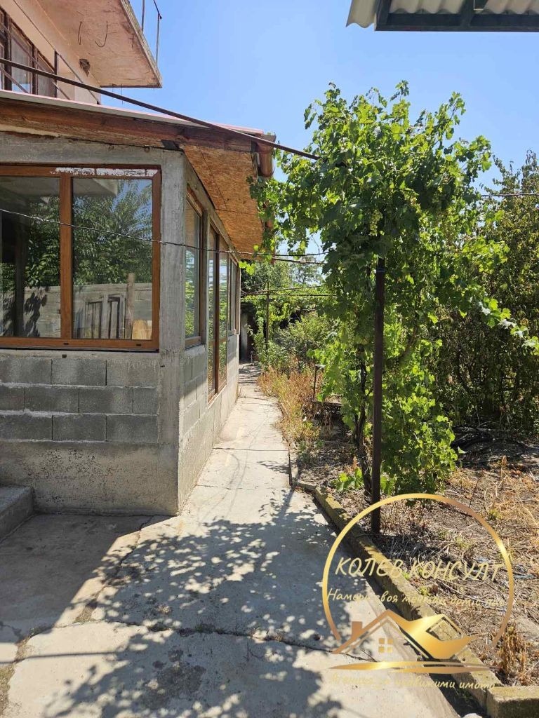 Продава КЪЩА, с. Средец, област Стара Загора, снимка 2 - Къщи - 54067772