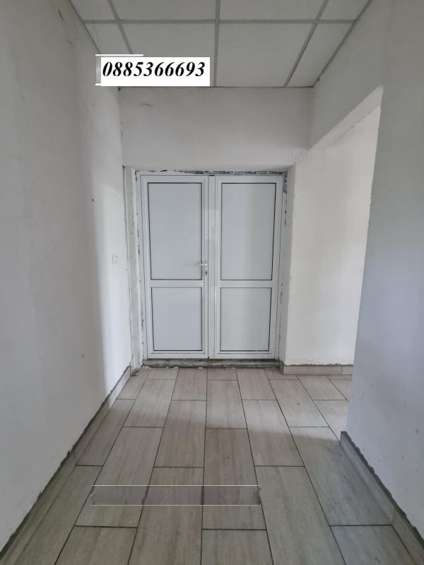 Продава КЪЩА, гр. Горна Оряховица, област Велико Търново, снимка 3 - Къщи - 56261527