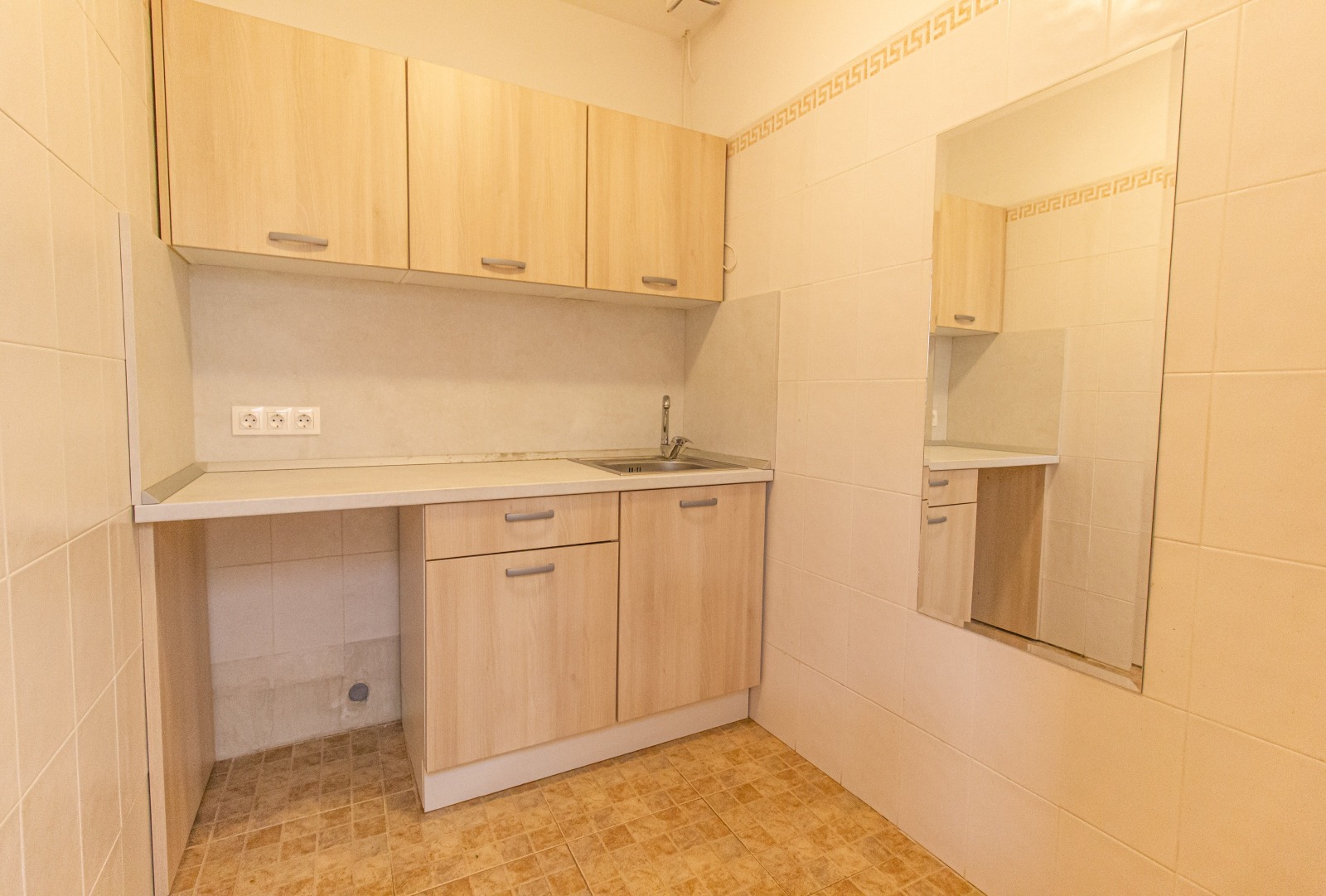 Продава МАГАЗИН, гр. София, Витоша, снимка 6 - Магазини - 50625523