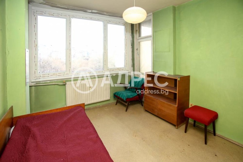 Продава МНОГОСТАЕН, гр. София, Мусагеница, снимка 5 - Апартаменти - 53162588