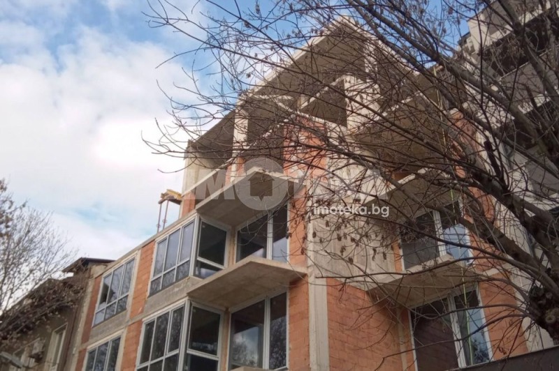 Продава  Многостаен град София , Банишора , 133 кв.м | 44978388 - изображение [3]