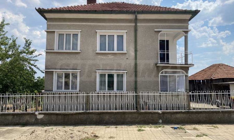 Продава  Къща област Видин , гр. Кула , 186 кв.м | 47735087
