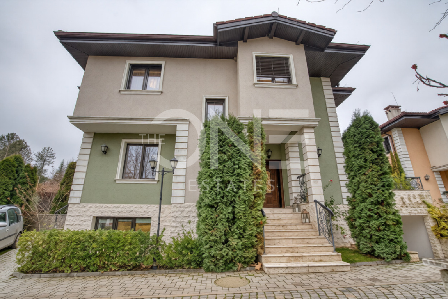 Продава КЪЩА, гр. София, м-т Детски град