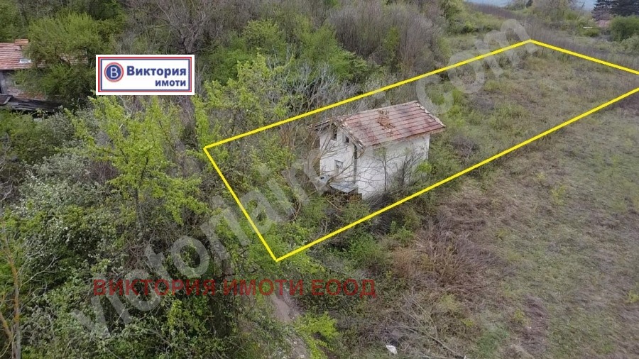 Продава ВИЛА, гр. Велико Търново, м-т Козлуджа, снимка 2 - Вили - 38545307