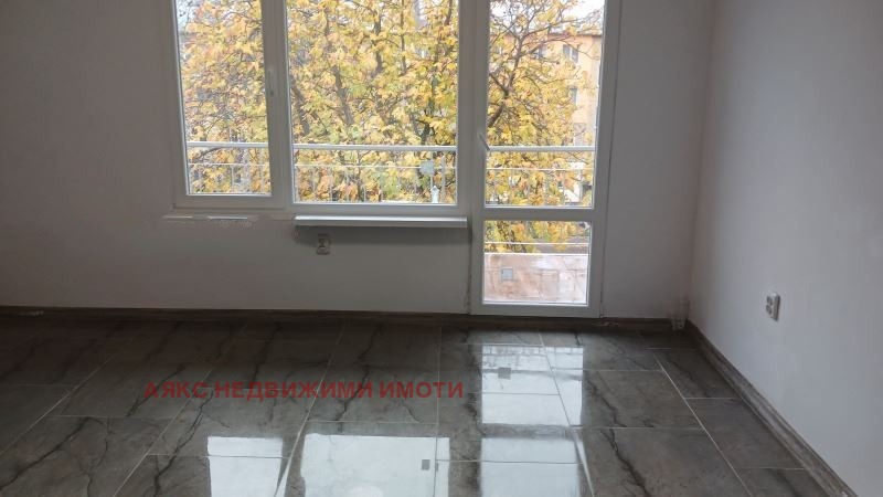 In vendita  2 camere da letto Sofia , Tolstoj , 65 mq | 77073919 - Immagine [2]