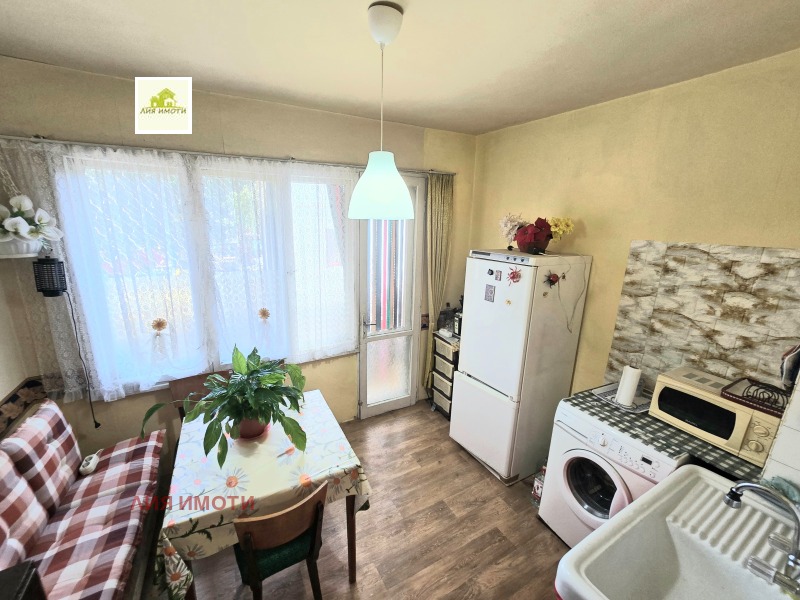 In vendita  2 camere da letto Varna , Asparuhovo , 102 mq | 49016360