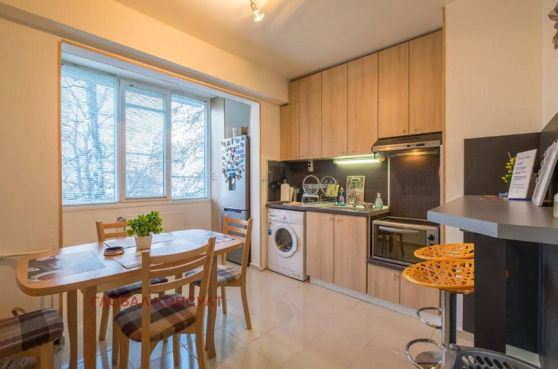 Продава 3-СТАЕН, гр. София, Зона Б-19, снимка 3 - Апартаменти - 53281074