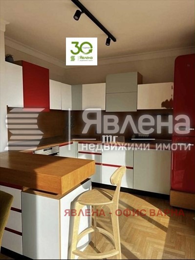 Продава 3-СТАЕН, гр. Варна, Бриз, снимка 3 - Апартаменти - 52879607