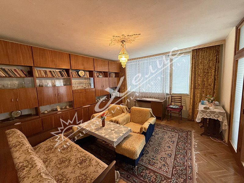 Продава 3-СТАЕН, гр. Бургас, Славейков, снимка 2 - Апартаменти - 53071964