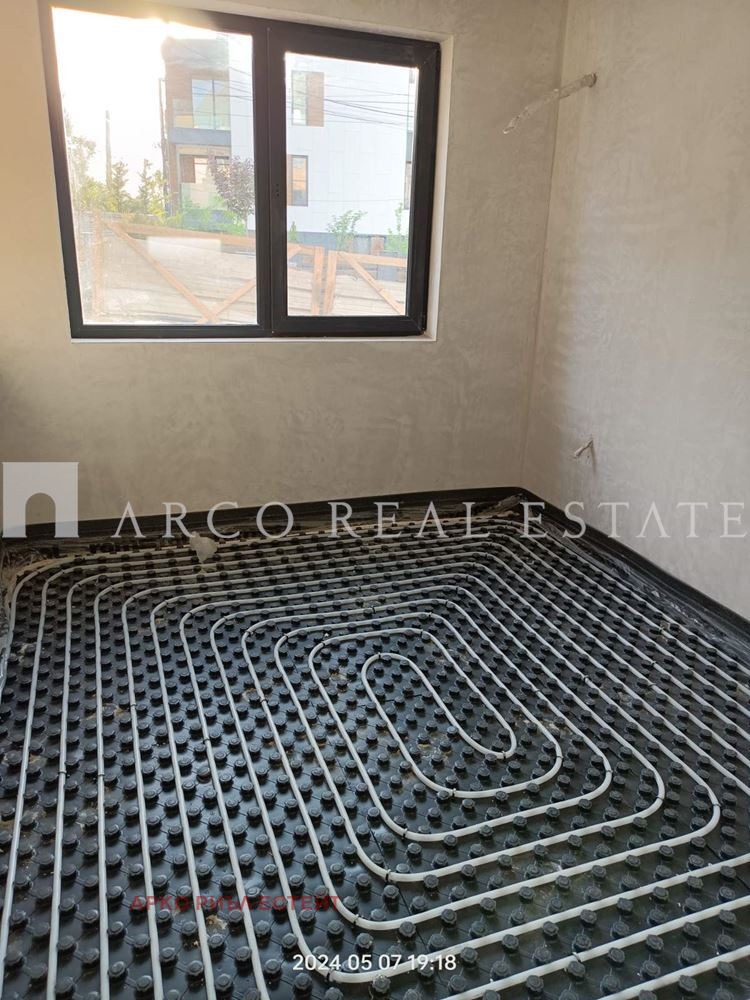 Продава 4-СТАЕН, гр. София, Кръстова вада, снимка 4 - Апартаменти - 52693624