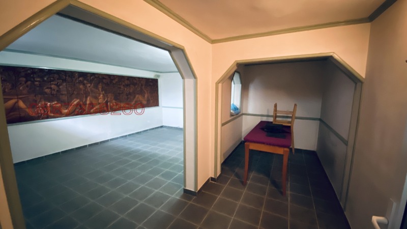 Продава КЪЩА, гр. Добрич, м-т Газибаба, снимка 7 - Къщи - 52785586