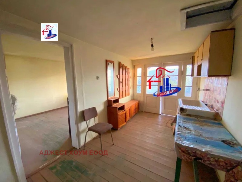 Продава КЪЩА, с. Янково, област Шумен, снимка 7 - Къщи - 52465406