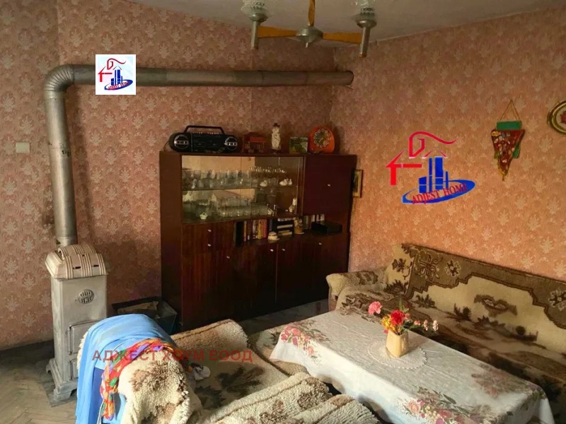 Продава КЪЩА, с. Янково, област Шумен, снимка 11 - Къщи - 52465406