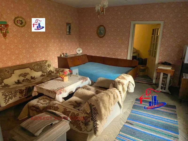 Продава КЪЩА, с. Янково, област Шумен, снимка 10 - Къщи - 52465406