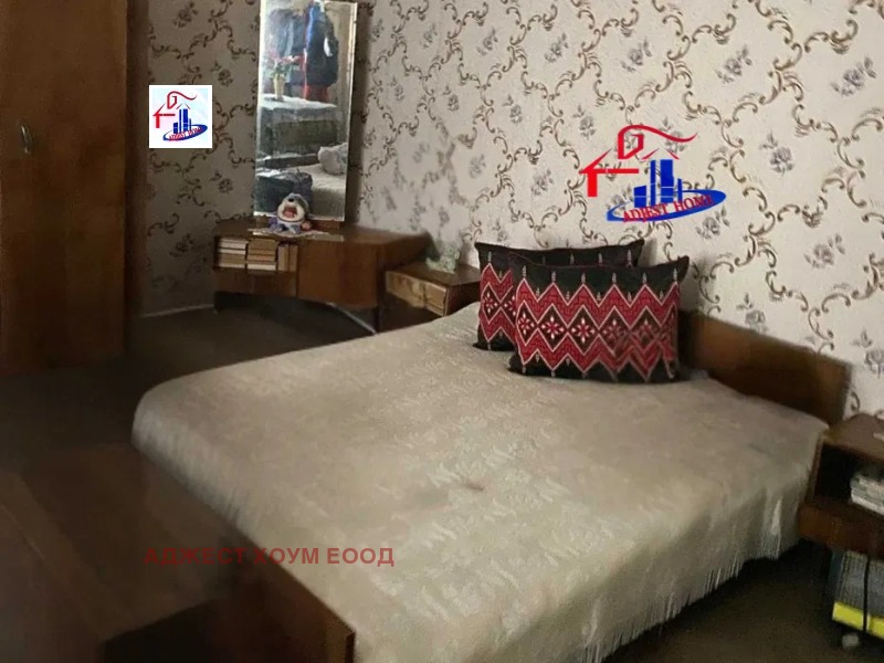 Продава КЪЩА, с. Янково, област Шумен, снимка 14 - Къщи - 52465406