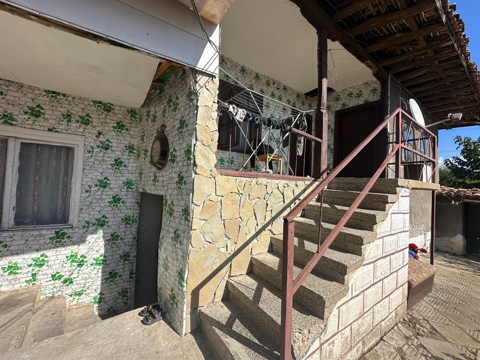 Продава КЪЩА, с. Ивански, област Шумен, снимка 2 - Къщи - 51804596