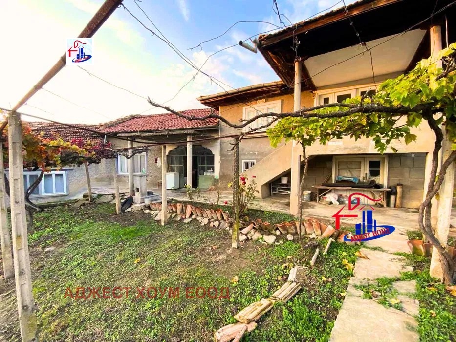 Продава КЪЩА, с. Янково, област Шумен, снимка 2 - Къщи - 52465406