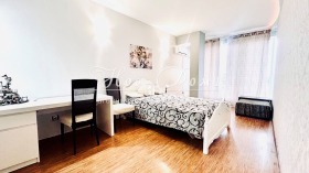 2 Schlafzimmer m-t Ewksinograd, Warna 5