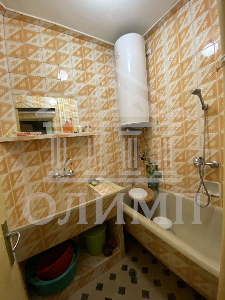 Продава МНОГОСТАЕН, гр. Добрич, Център, снимка 14 - Апартаменти - 53751621