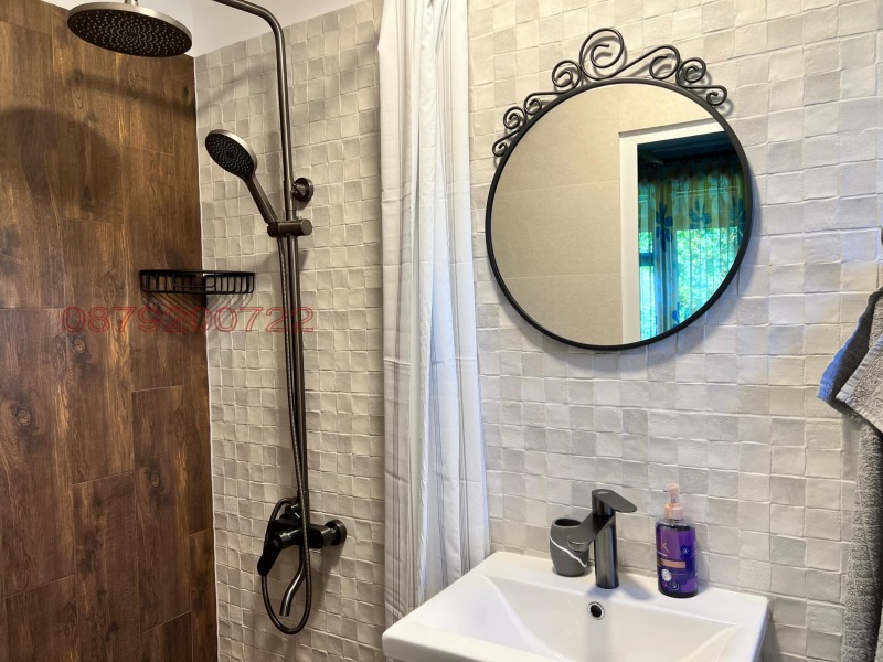 Продава КЪЩА, Извън страната, област Извън страната, снимка 11 - Къщи - 52780759