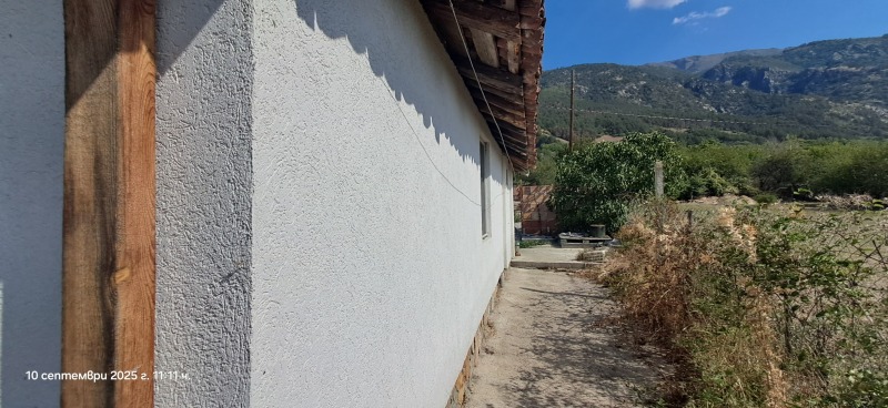 En venta  Villa región Plovdiv , Karlovo , 47 metros cuadrados | 40641118 - imagen [2]