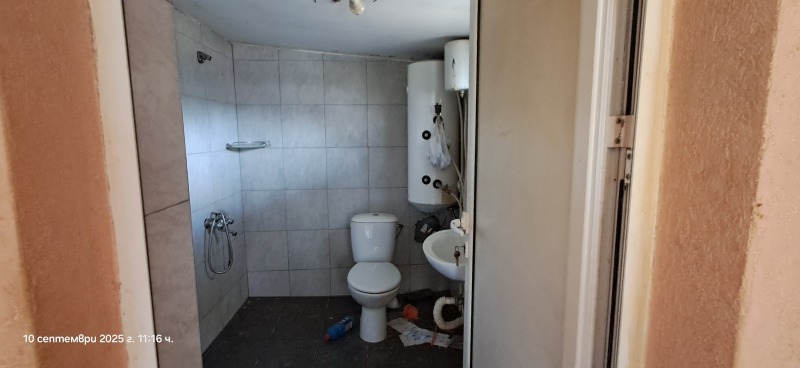En venta  Villa región Plovdiv , Karlovo , 47 metros cuadrados | 40641118 - imagen [11]