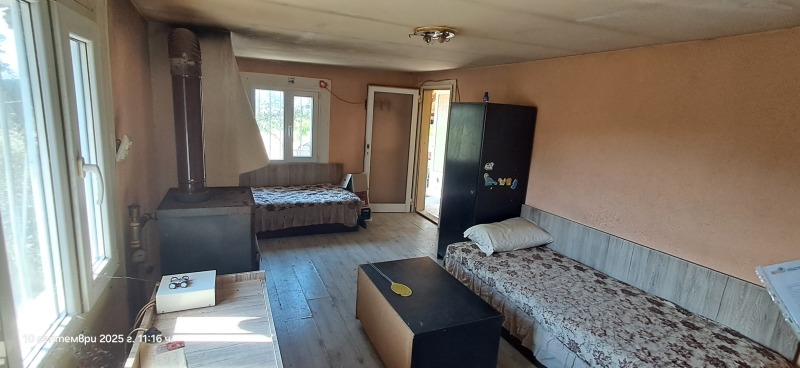 En venta  Villa región Plovdiv , Karlovo , 47 metros cuadrados | 40641118 - imagen [10]
