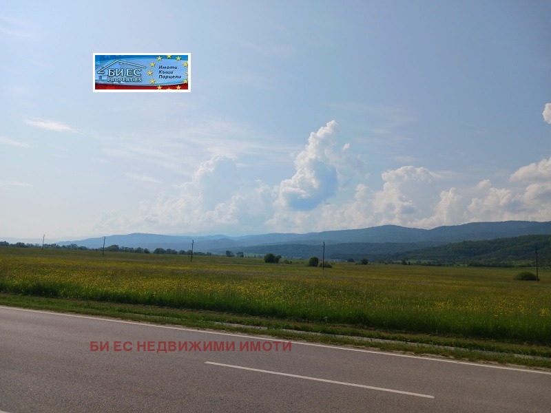 Na prodej  Spiknutí oblast Sofia , Belčin , 2000 m2 | 15014942 - obraz [3]