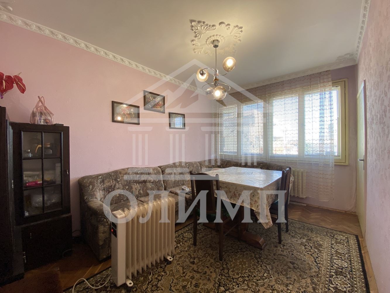 Продава МНОГОСТАЕН, гр. Добрич, Център, снимка 3 - Апартаменти - 53751621