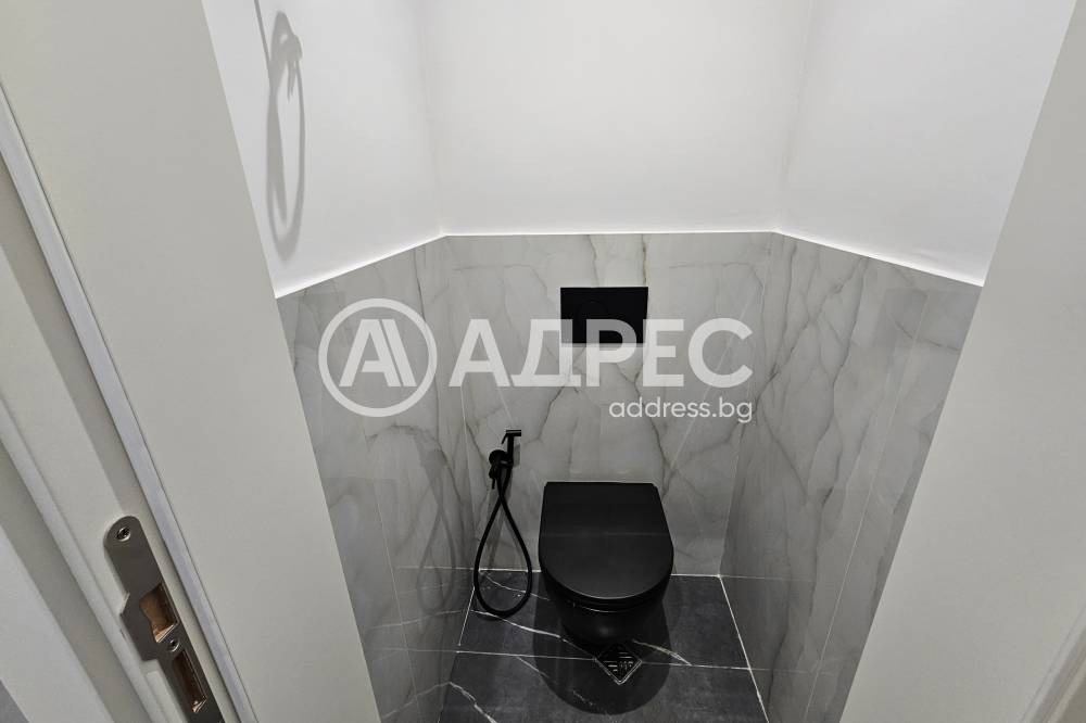 Продава ОФИС, гр. София, Център, снимка 10 - Офиси - 54967045