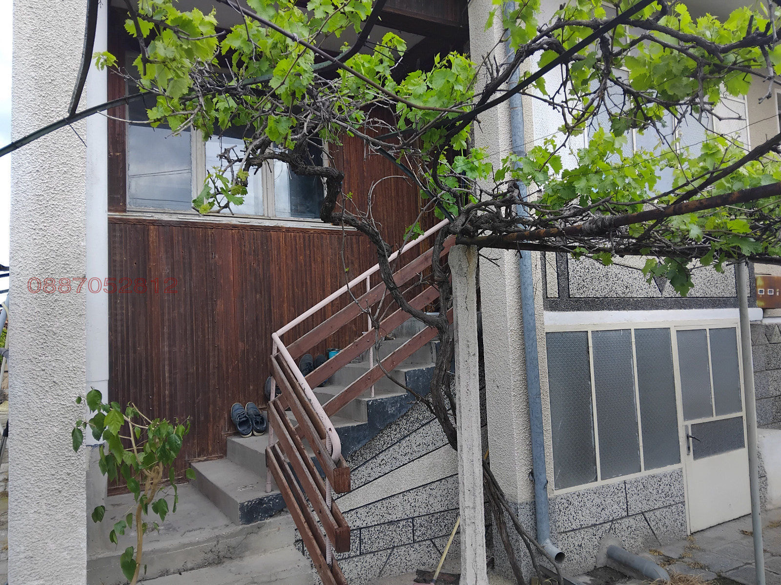 Продава ЕТАЖ ОТ КЪЩА, с. Царацово, област Пловдив