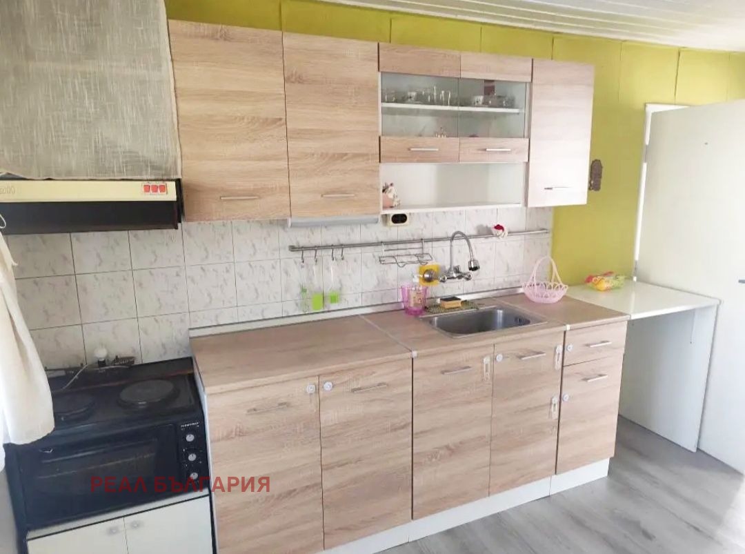 Продава ЕТАЖ ОТ КЪЩА, гр. Русе, Средна кула