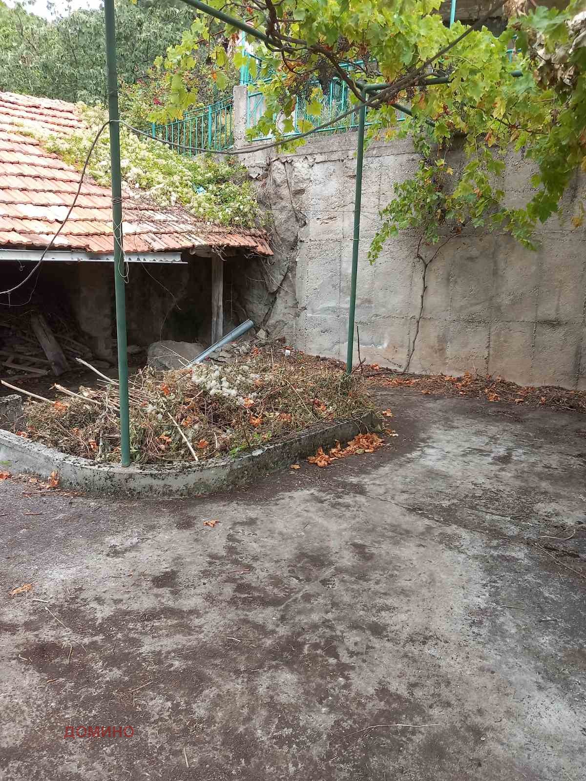 Продава КЪЩА, с. Орешец, област Пловдив, снимка 9 - Къщи - 56197251
