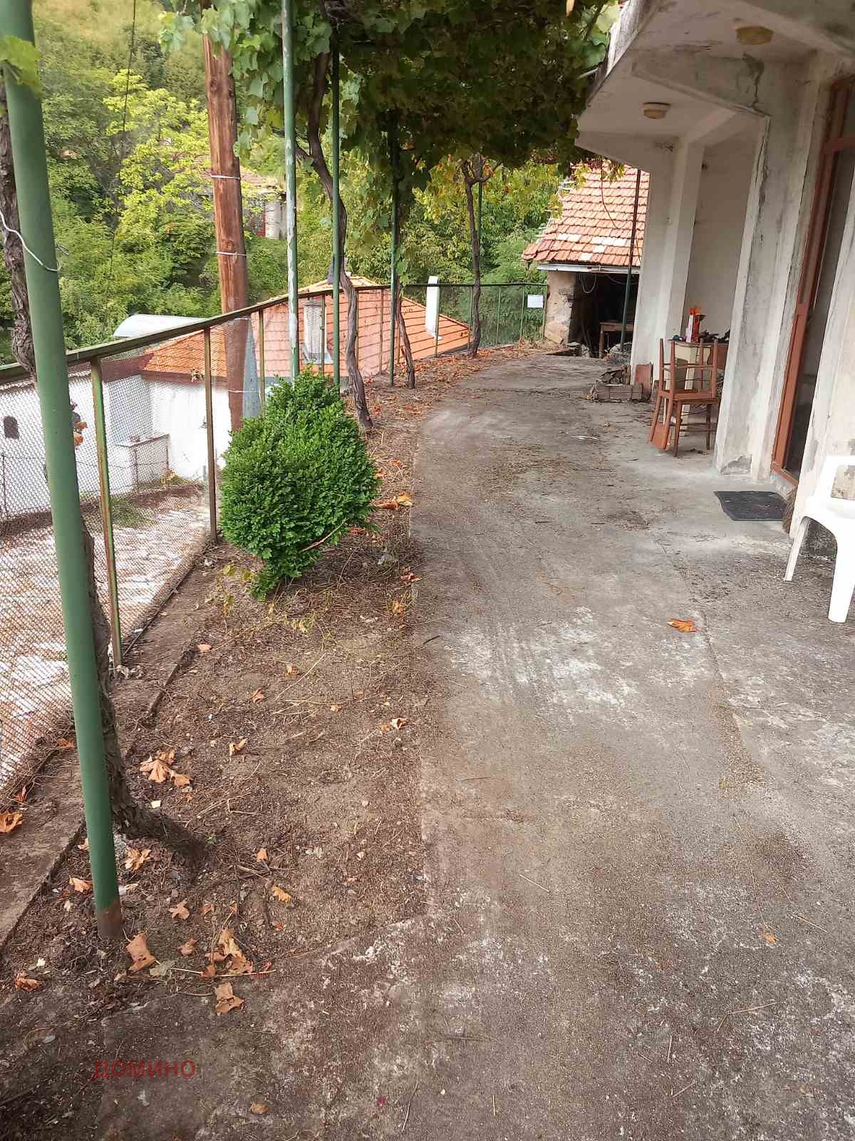 Продава КЪЩА, с. Орешец, област Пловдив, снимка 5 - Къщи - 56197251