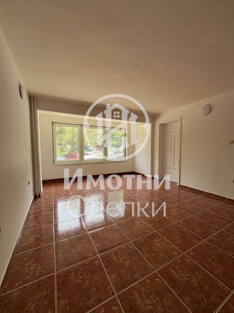 In vendita  Studio Sofia , Reduta , 48 mq | 83640768