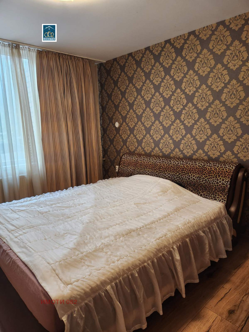 À vendre  2 chambres Veliko Tarnovo , Kolyu Fitcheto , 80 m² | 33092060