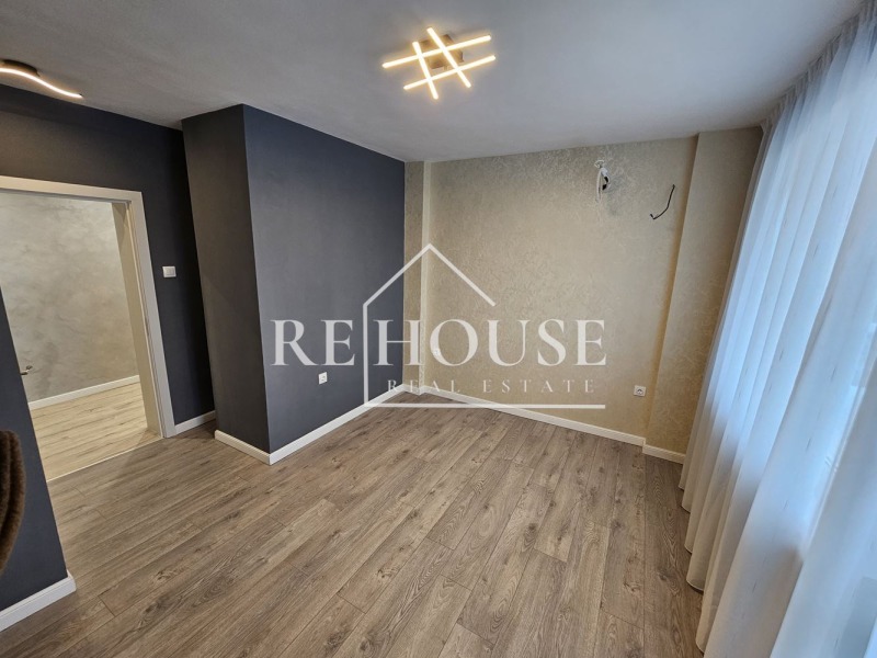 Продава 3-СТАЕН, гр. Варна, Лятно кино Тракия, снимка 13 - Апартаменти - 52640732