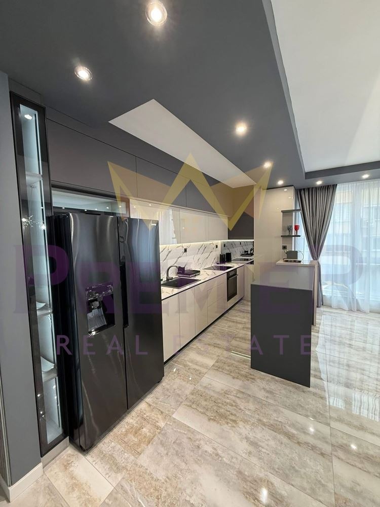 Продава 3-СТАЕН, гр. Пловдив, Център, снимка 3 - Апартаменти - 55171481