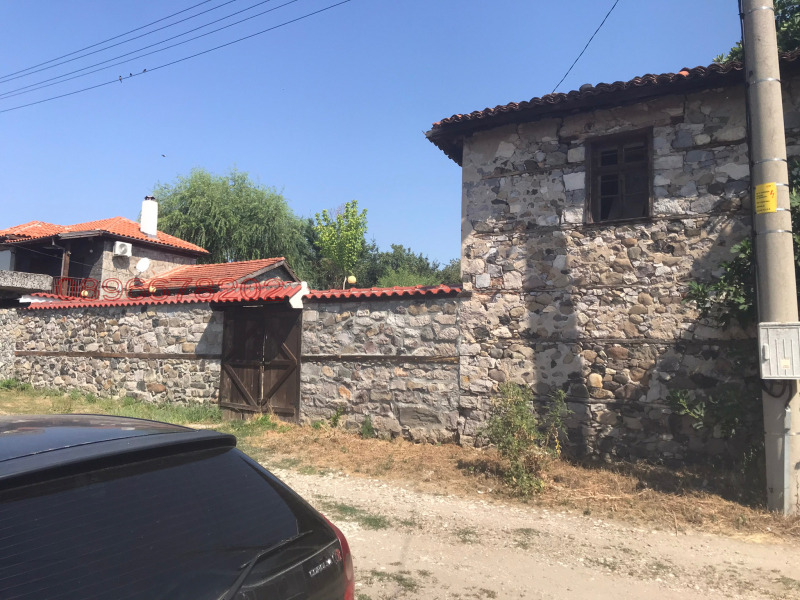 На продаж  Будинок область Пловдив , Брягово , 200 кв.м | 71730918