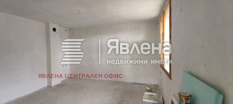 Продава КЪЩА, с. Слаковци, област Перник, снимка 3 - Къщи - 53803879