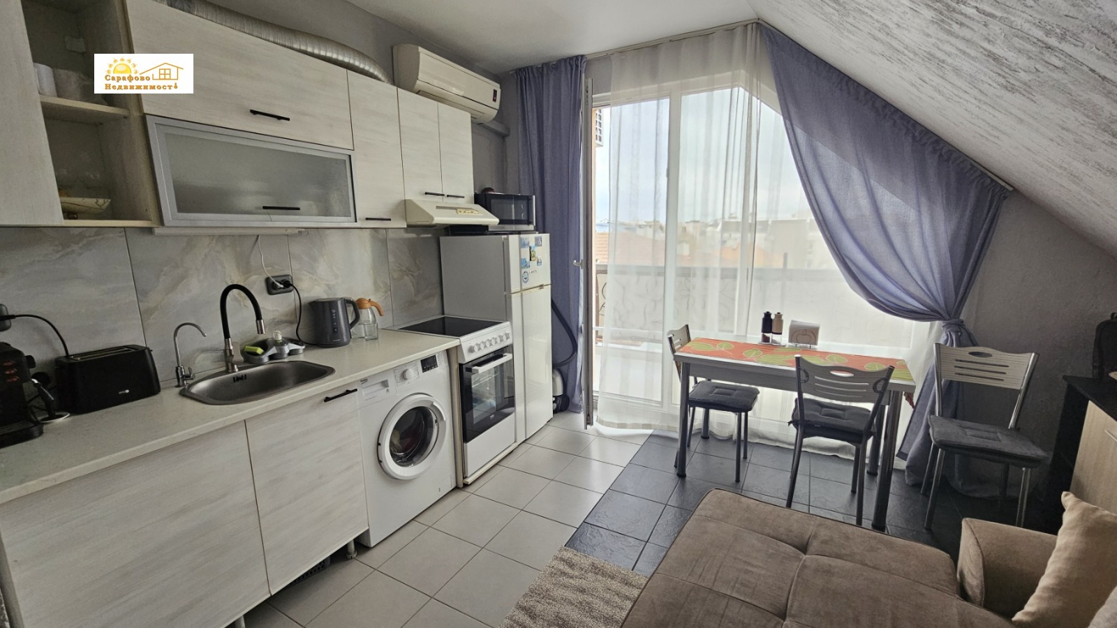 Продава 2-СТАЕН, гр. Бургас, Сарафово, снимка 2 - Апартаменти - 52461070