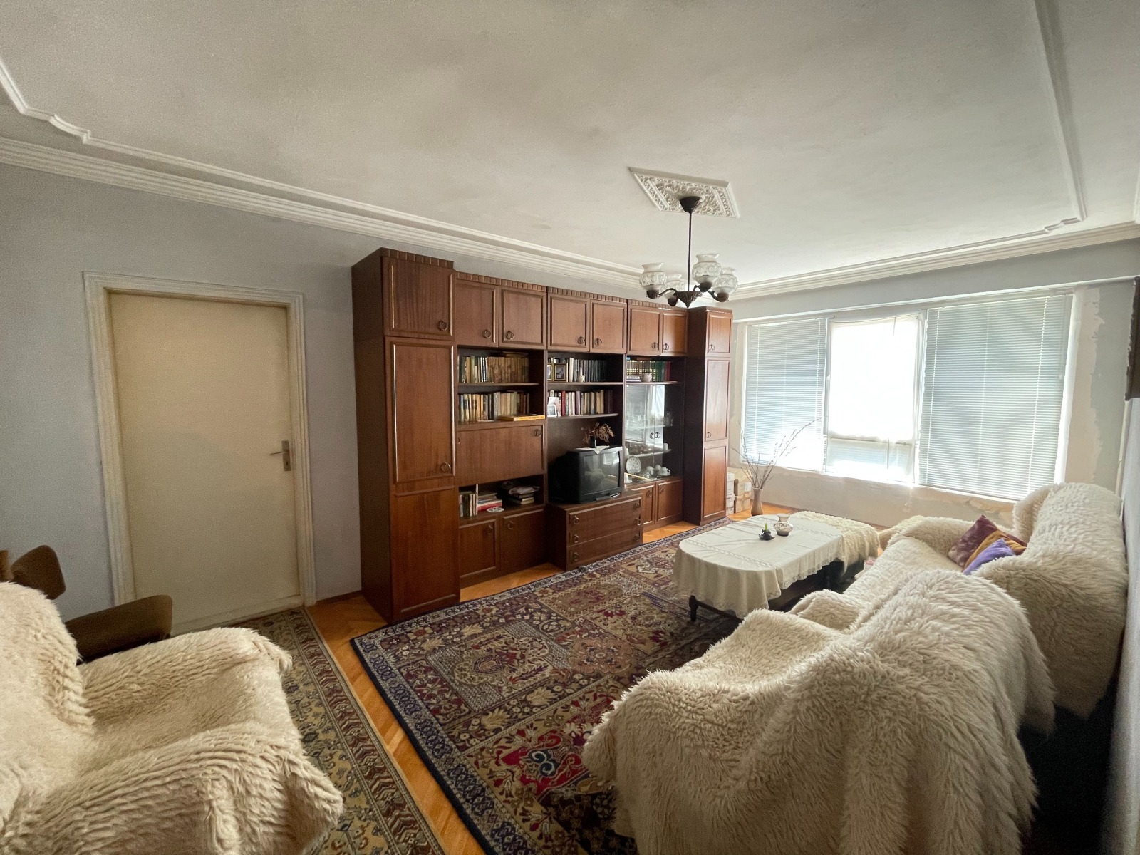 Продава МНОГОСТАЕН, гр. Тервел, област Добрич, снимка 2 - Апартаменти - 53900548