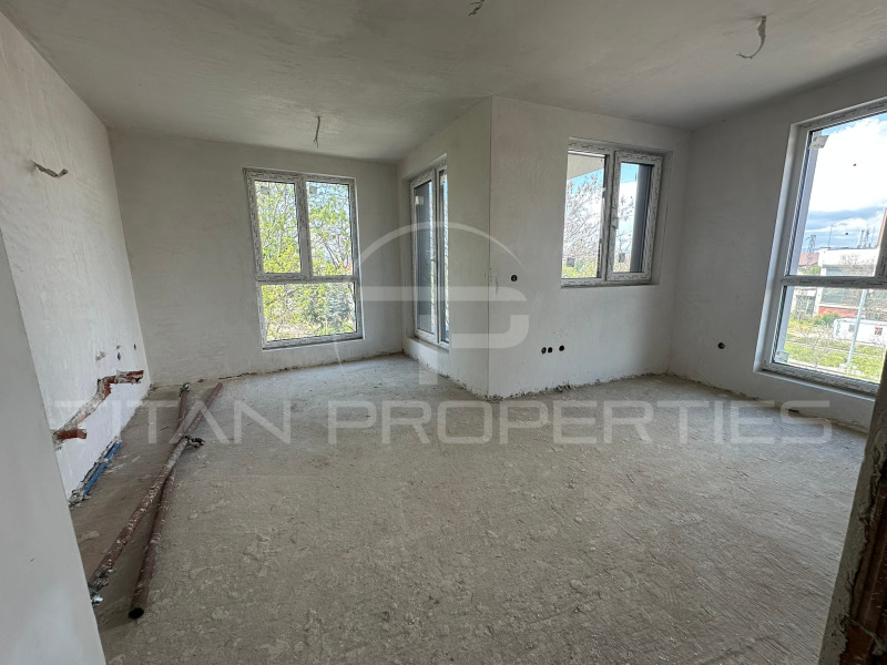 Продава  2-стаен, град София, Център •  179 424 EUR • ID 75116592 — holmes.bg - [1] 